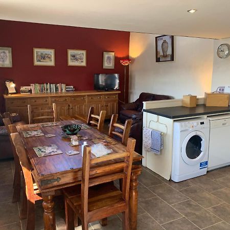 Rb Contractor Stays - Helyg Pwllheli Eksteriør billede